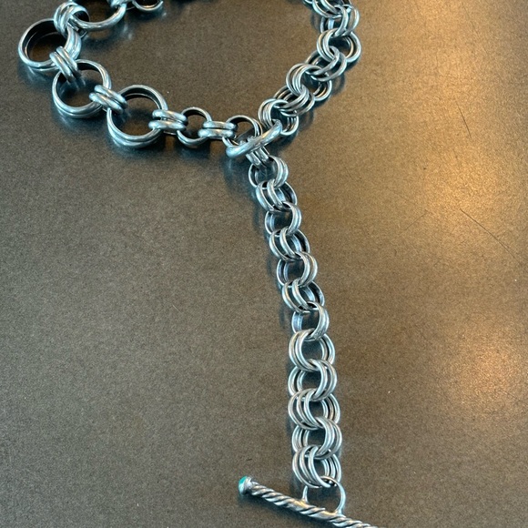 Silver toggle chain - Picture 3 of 8